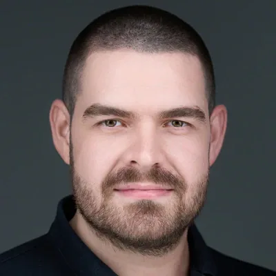 Örkényi Károly, weboldalkészítő